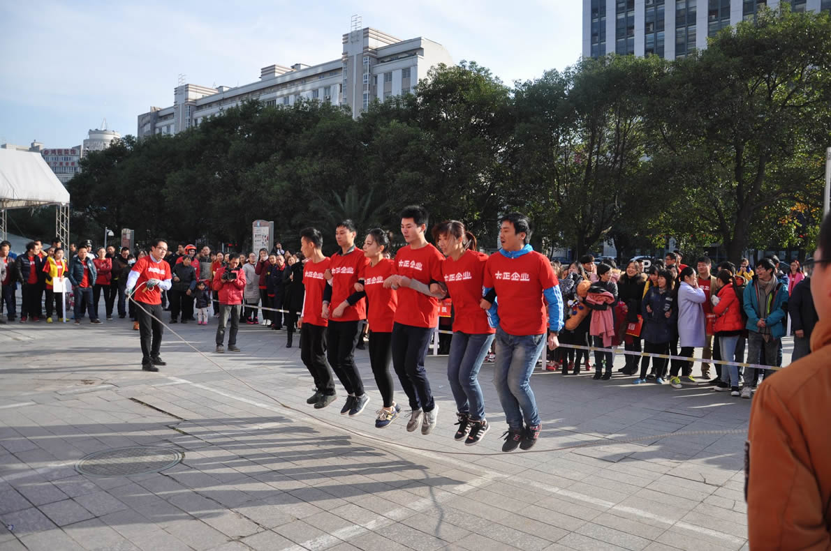OB电竞企业蝉联长江国际“招行杯”跳长绳比赛冠军